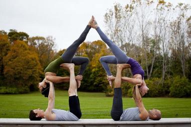 Best 4-Person Yoga Poses You Can Try With Partners - Hosh Yoga